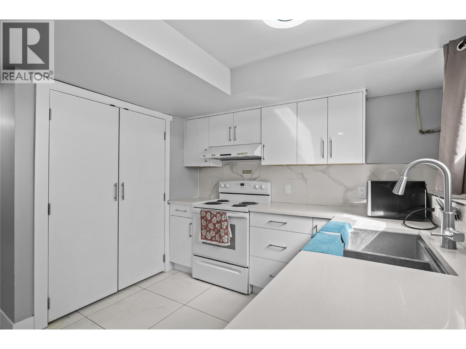156-158 Adventure Road, Kelowna, British Columbia  V1X 1N4 - Photo 31 - 10396095