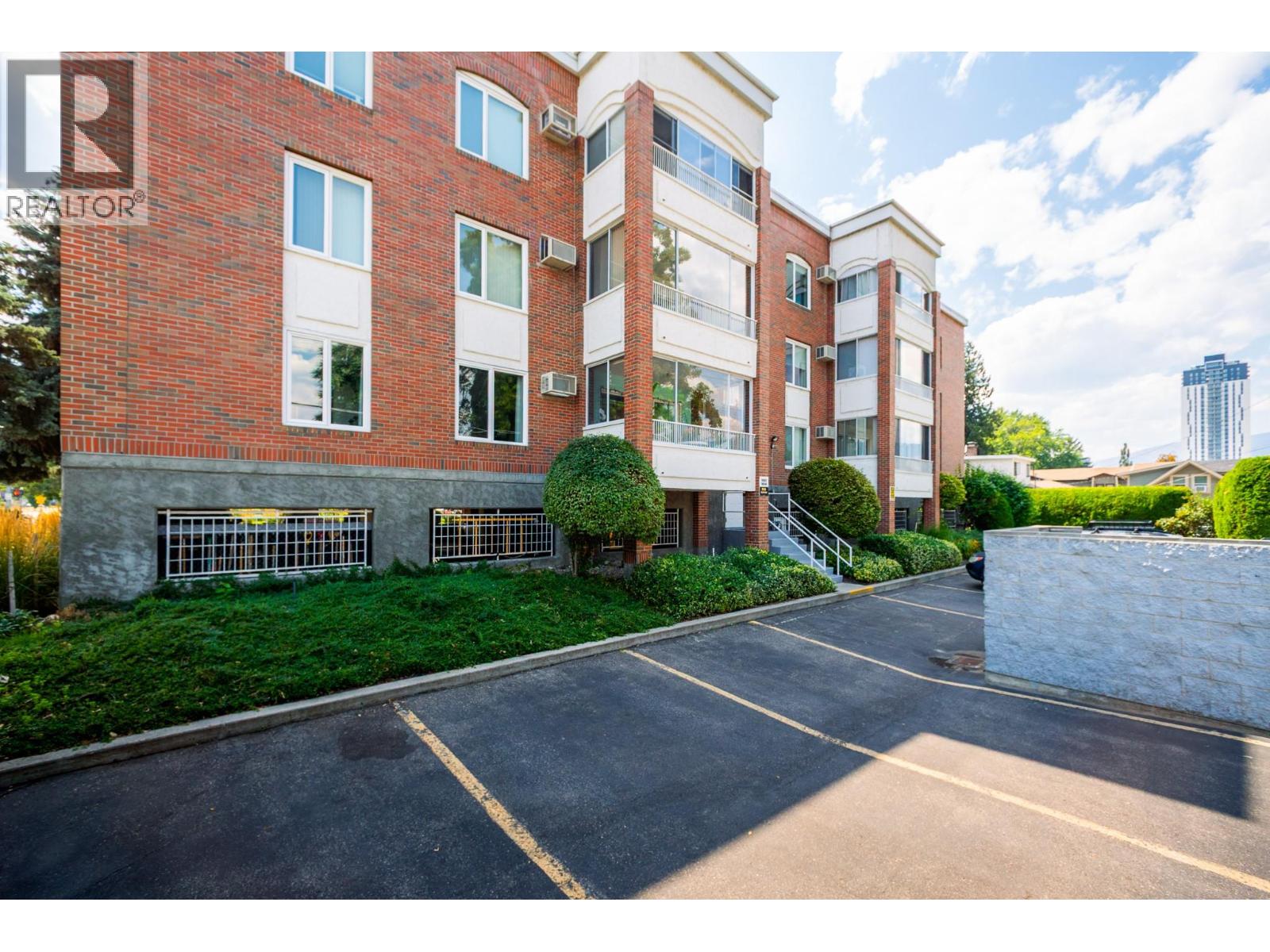 878 Bernard Avenue Unit# 103, Kelowna, British Columbia  V1Y 6P5 - Photo 42 - 10396316