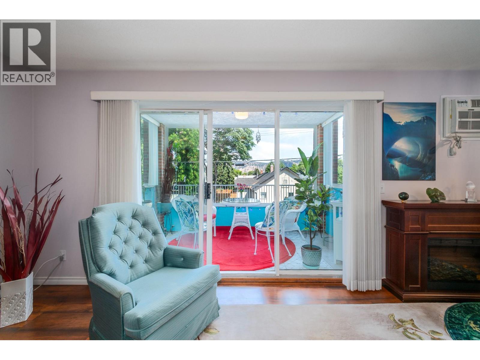 878 Bernard Avenue Unit# 103, Kelowna, British Columbia  V1Y 6P5 - Photo 8 - 10396316