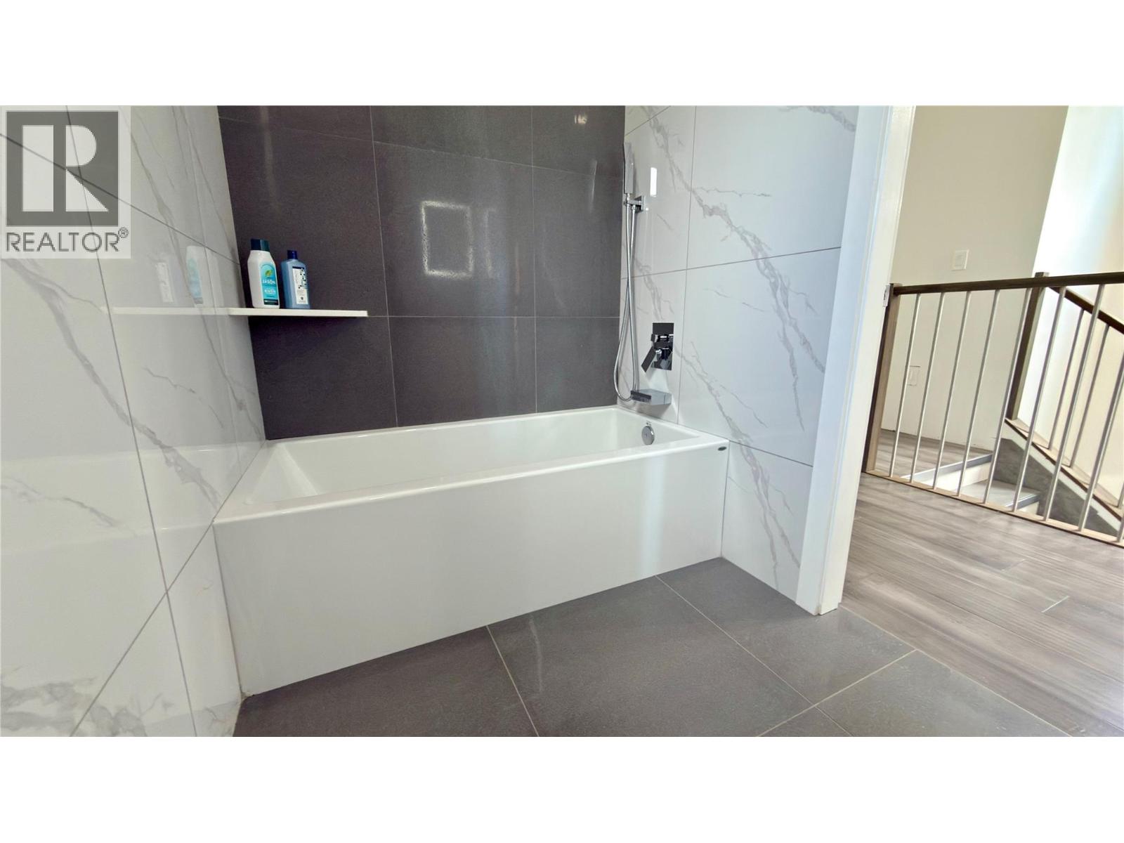 155 Caitlin Road, Christina Lake, British Columbia  V0H 1E3 - Photo 37 - 10386361