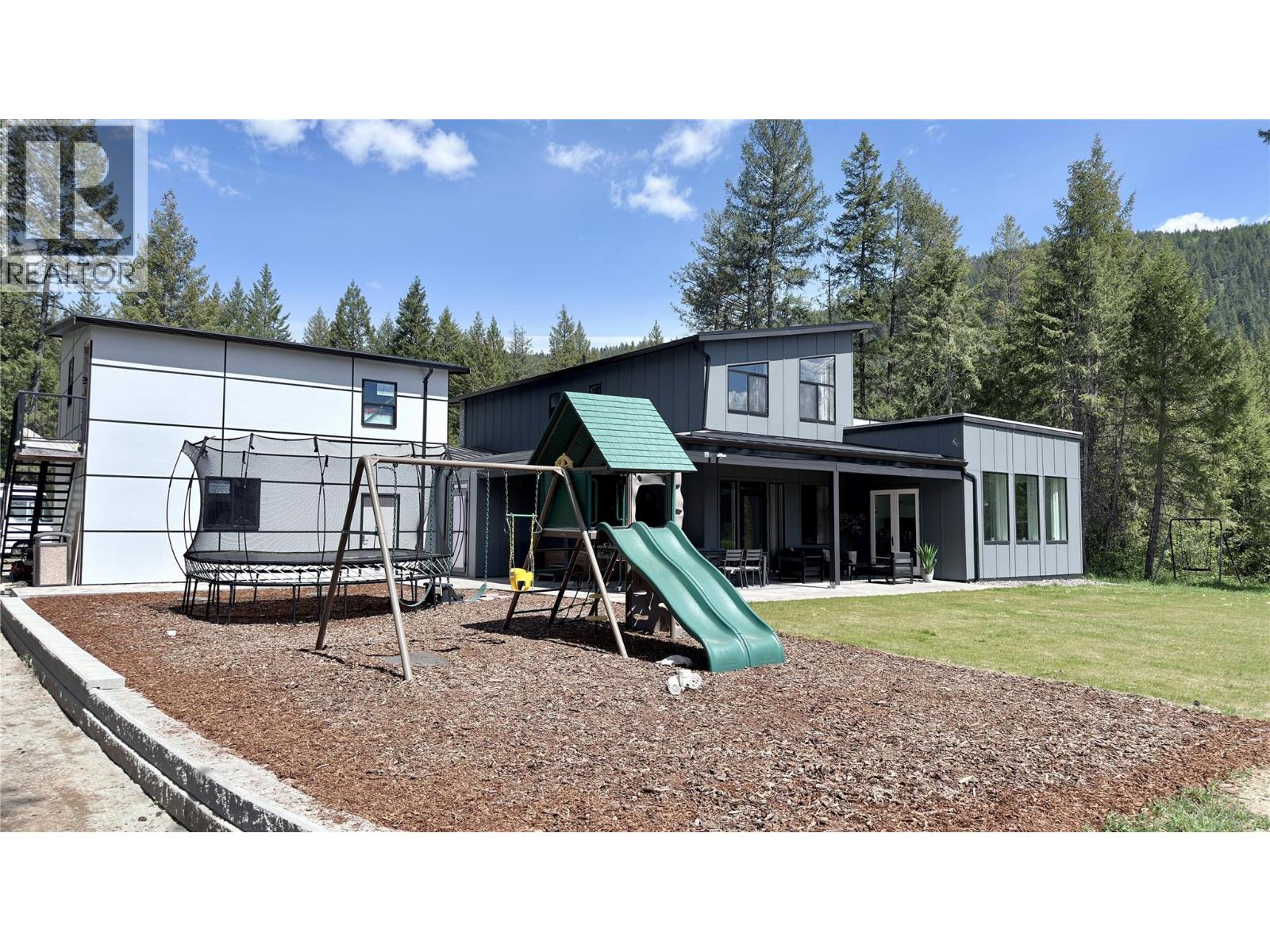 155 Caitlin Road, Christina Lake, British Columbia  V0H 1E3 - Photo 9 - 10386361