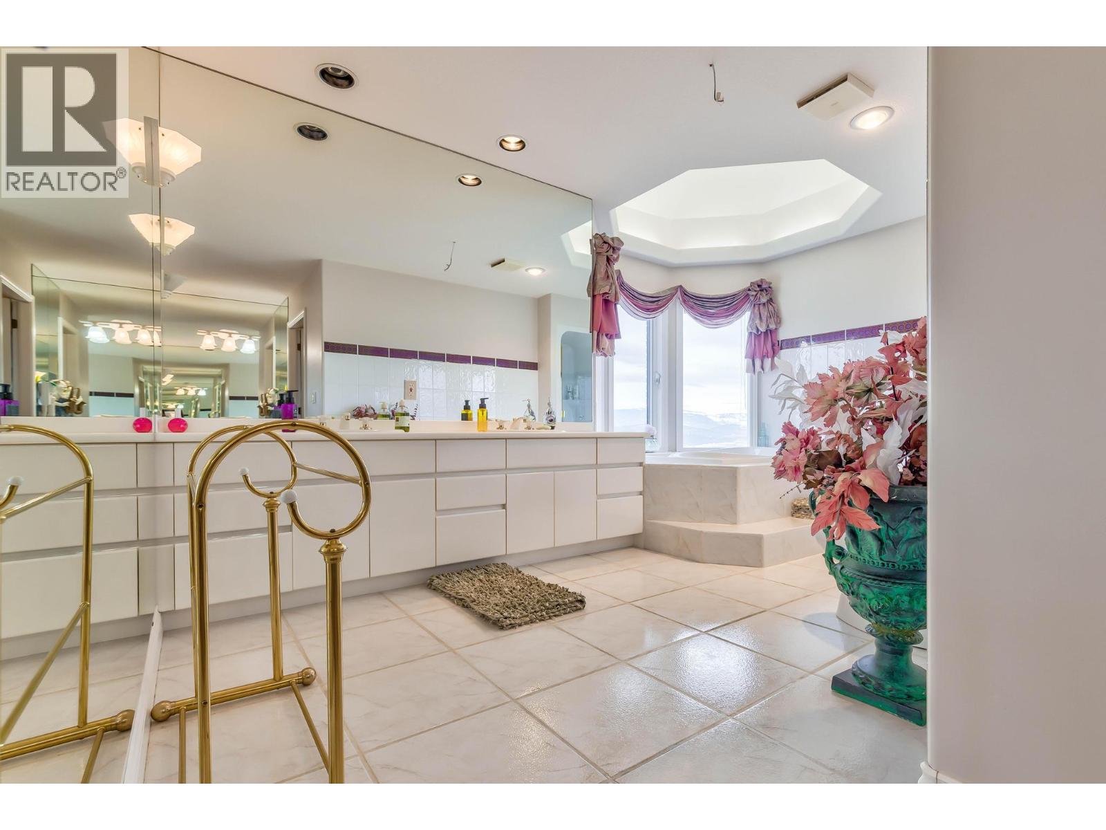 1135 Graf Road, Kelowna, British Columbia  V1P 1B8 - Photo 56 - 10396189