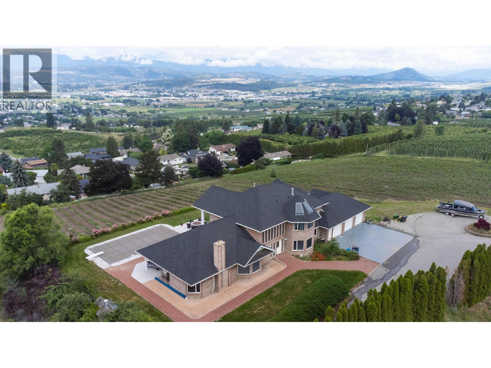 1135 Graf Road, Kelowna, British Columbia  V1P 1B8 - Photo 65 - 10396189