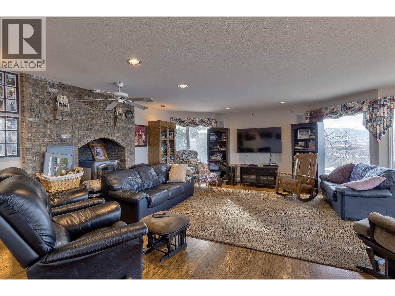 1135 Graf Road, Kelowna, British Columbia  V1P 1B8 - Photo 29 - 10396268