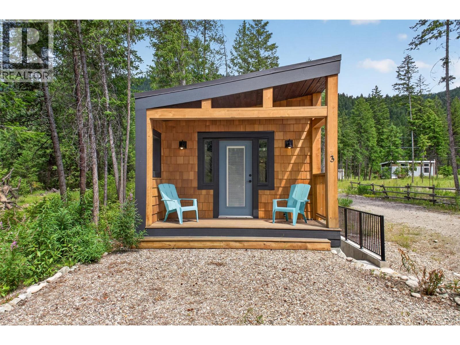 5533 33 Highway Unit# 3, Beaverdell, British Columbia  V0H 1A0 - Photo 1 - 10396114