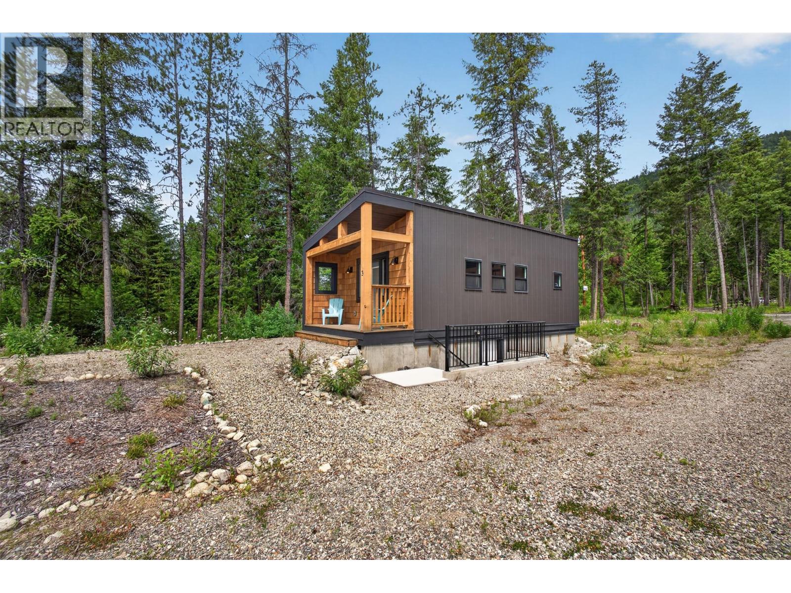 5533 33 Highway Unit# 3, Beaverdell, British Columbia  V0H 1A0 - Photo 2 - 10396114