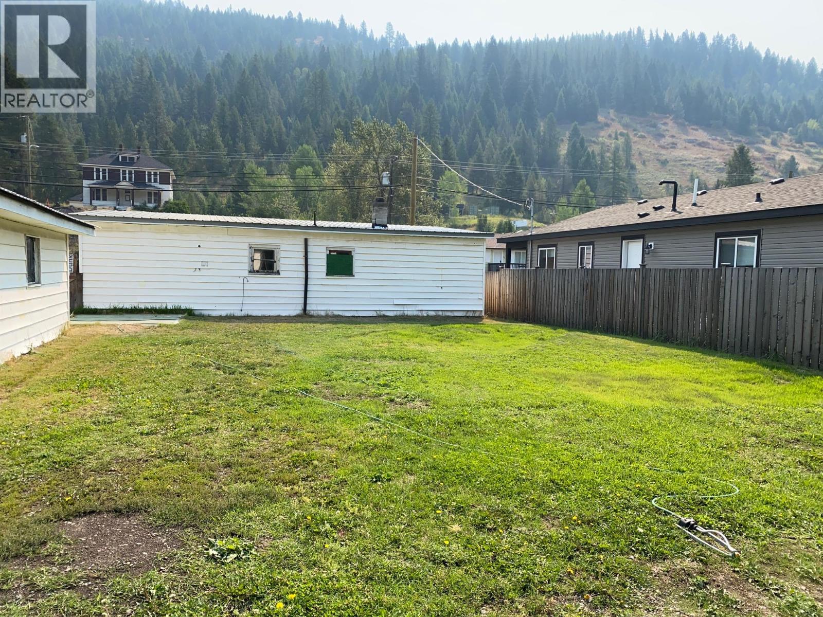 321 N Kimberley Avenue, Greenwood, British Columbia  V0H 1J0 - Photo 2 - 10396441