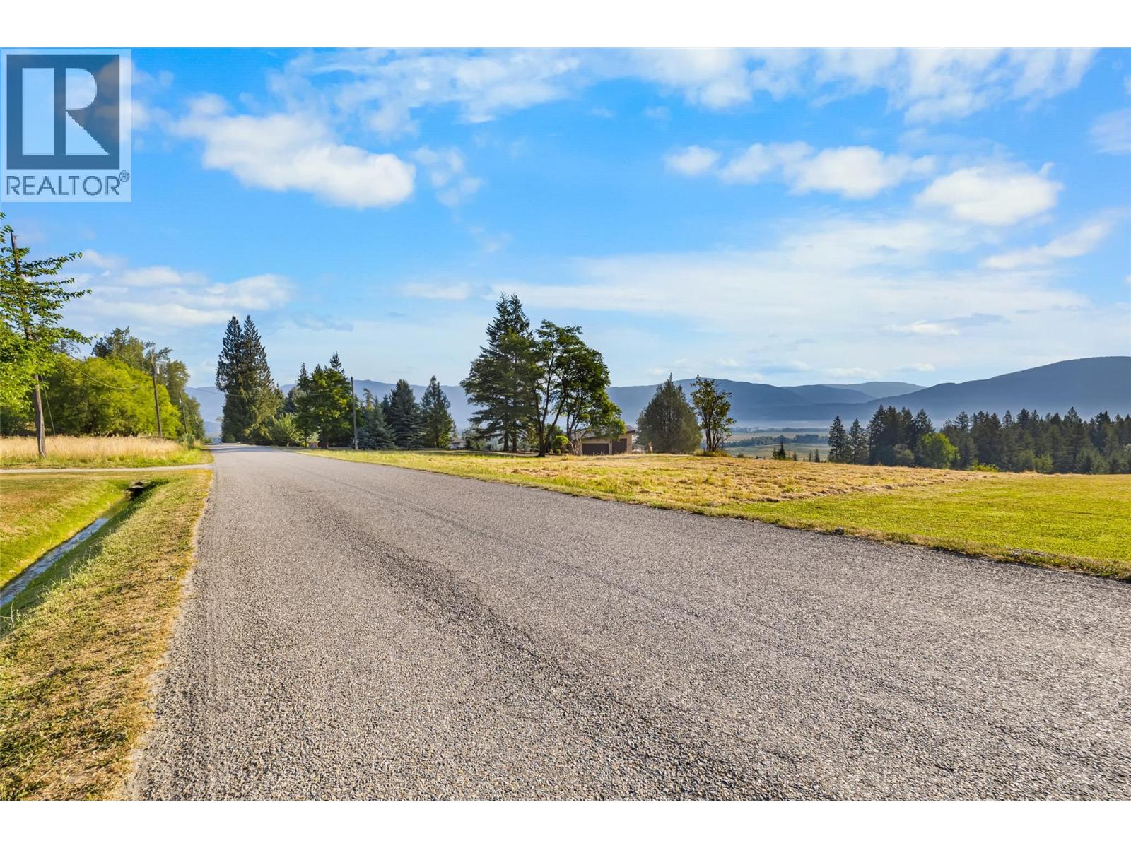1624 Evans Road, Creston, British Columbia  V0B 1G7 - Photo 6 - 10396394
