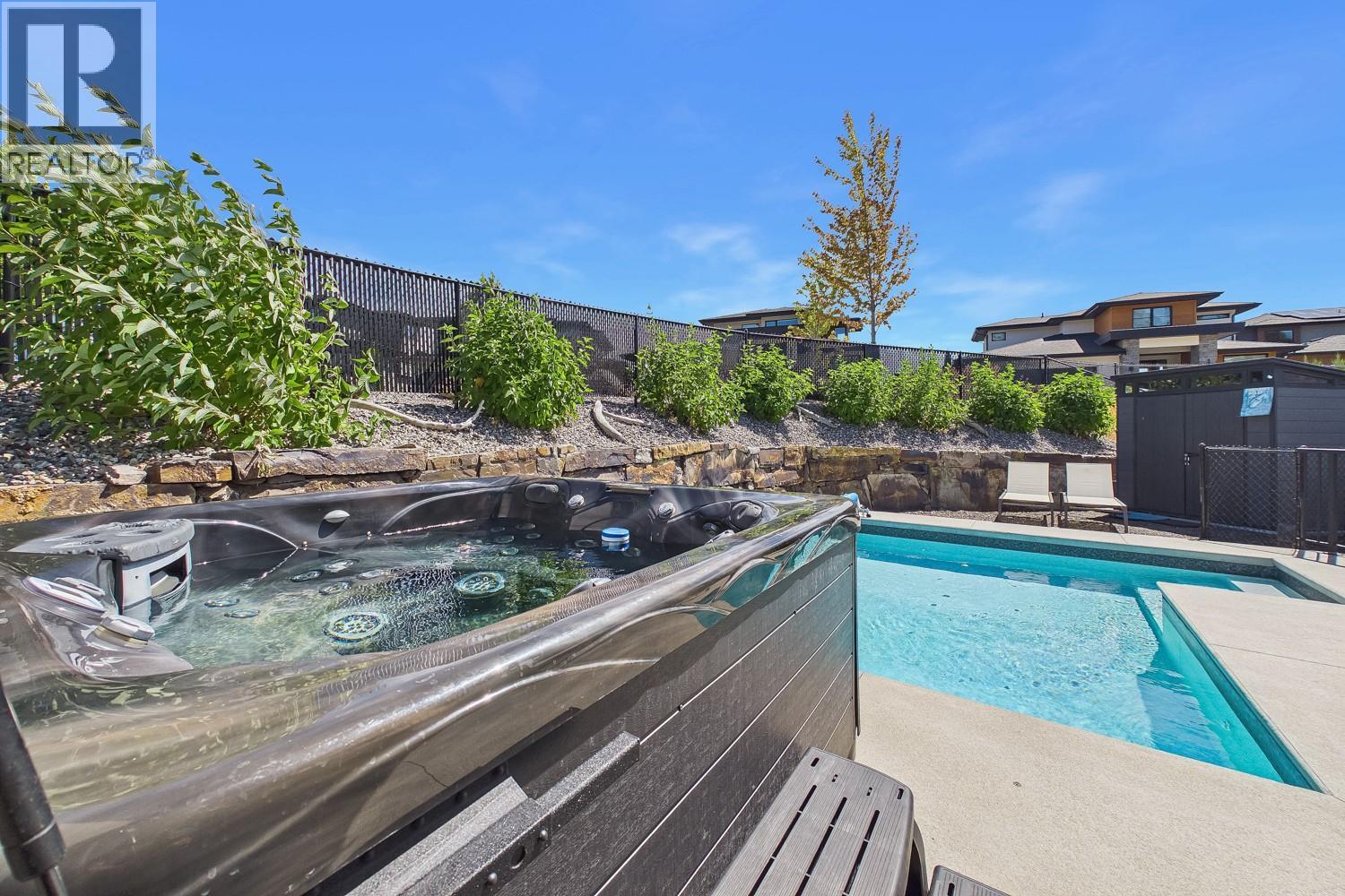 187 Echo Ridge Drive, Kelowna, British Columbia  V1V 0C9 - Photo 2 - 10396192