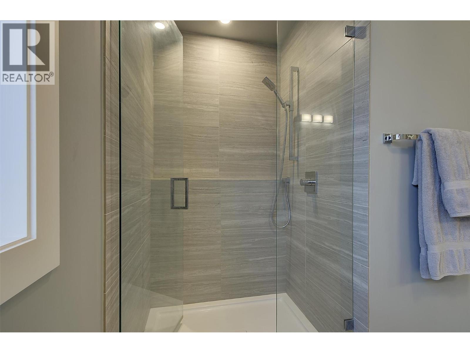 2383 Hawks Boulevard, West Kelowna, British Columbia  V4T 0A7 - Photo 36 - 10396307