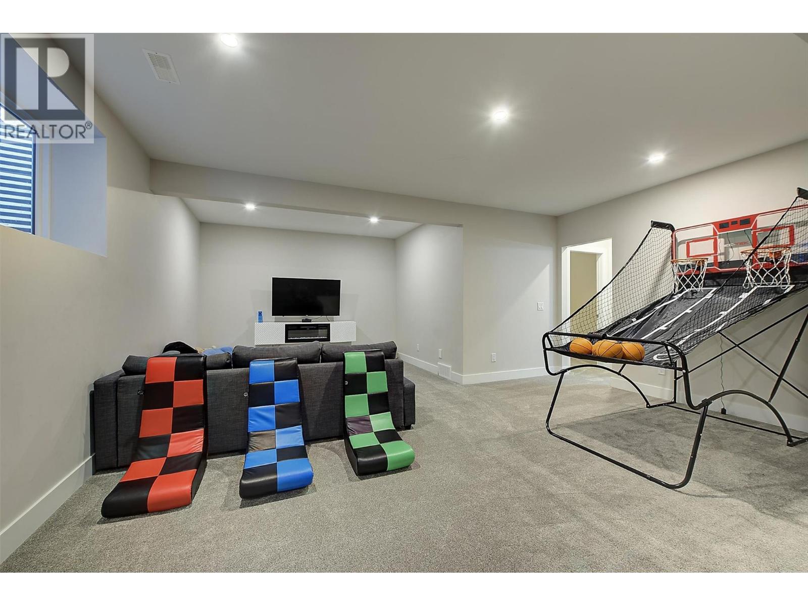 2383 Hawks Boulevard, West Kelowna, British Columbia  V4T 0A7 - Photo 47 - 10396307