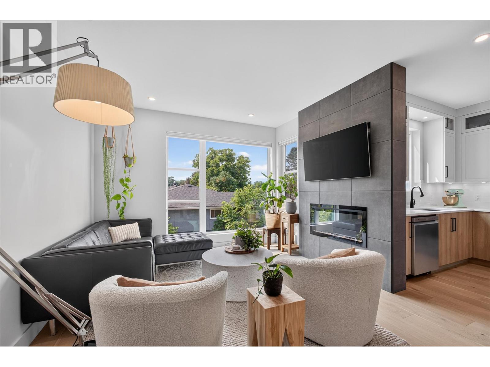 945 Borden Avenue Unit# 1, Kelowna, British Columbia  V1Y 6A5 - Photo 8 - 10396092