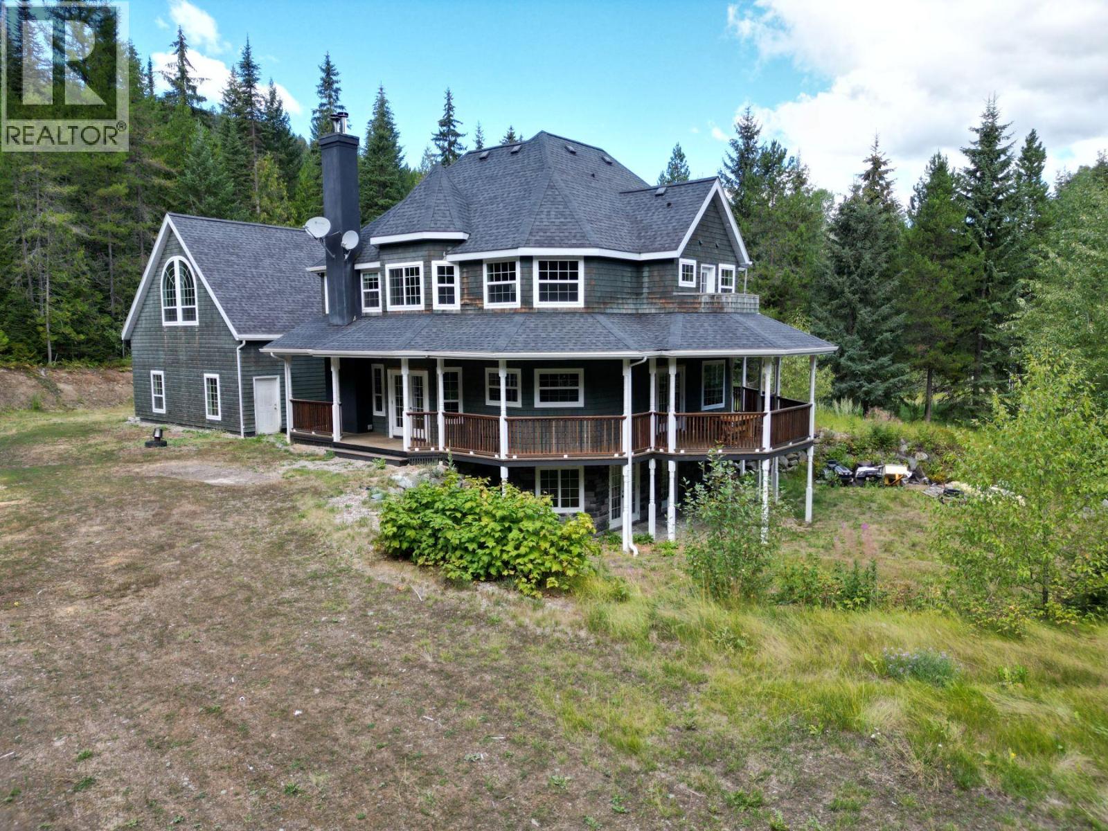 6016 Athelston-Hartford Road, Grand Forks, British Columbia  V0H 1H5 - Photo 1 - 10396473