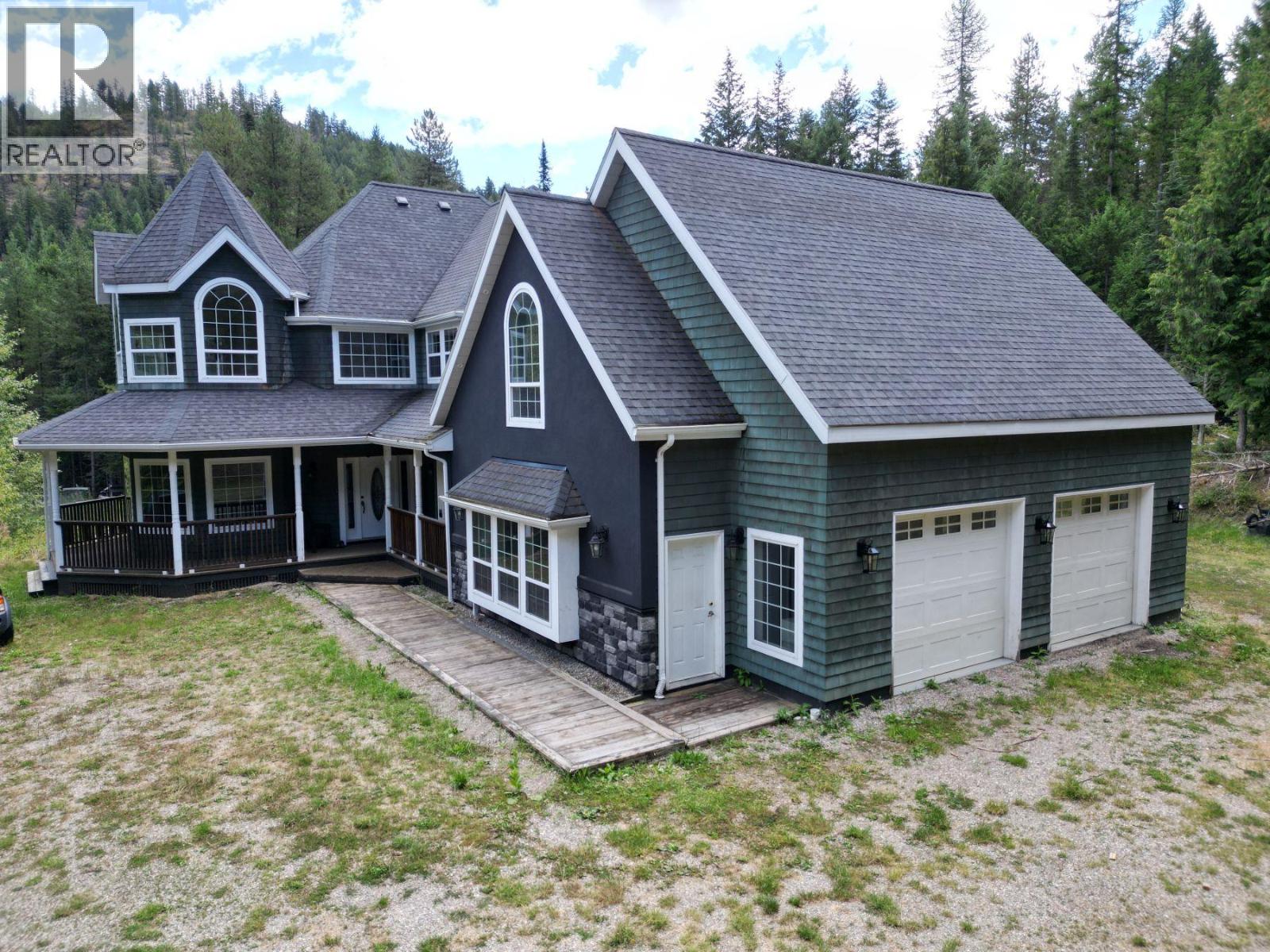 6016 Athelston-Hartford Road, Grand Forks, British Columbia  V0H 1H5 - Photo 2 - 10396473