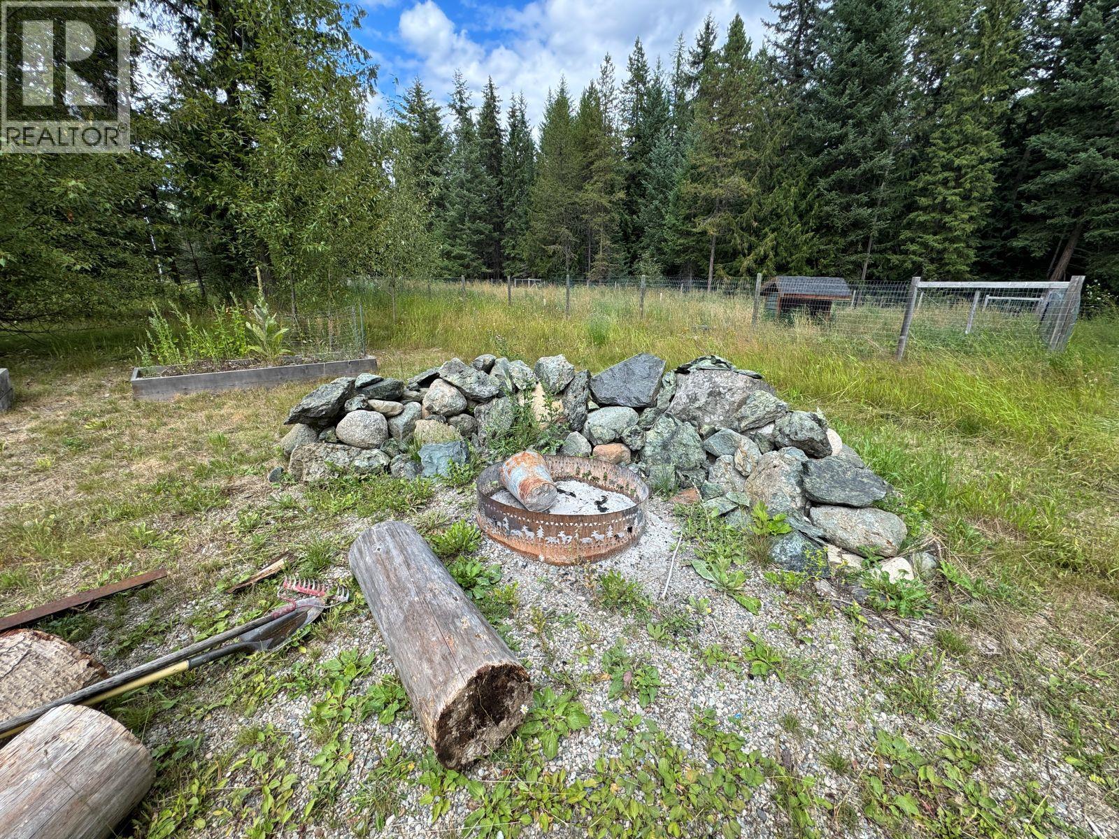 6016 Athelston-Hartford Road, Grand Forks, British Columbia  V0H 1H5 - Photo 36 - 10396473