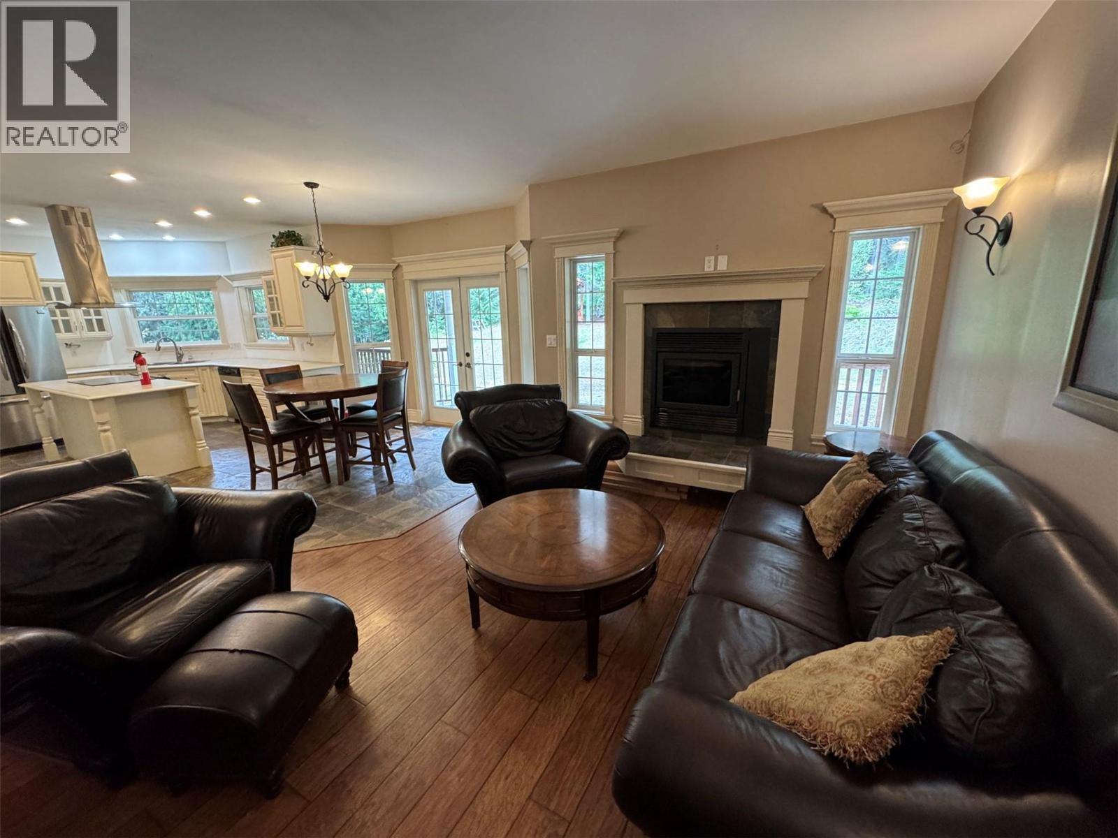 6016 Athelston-Hartford Road, Grand Forks, British Columbia  V0H 1H5 - Photo 4 - 10396473