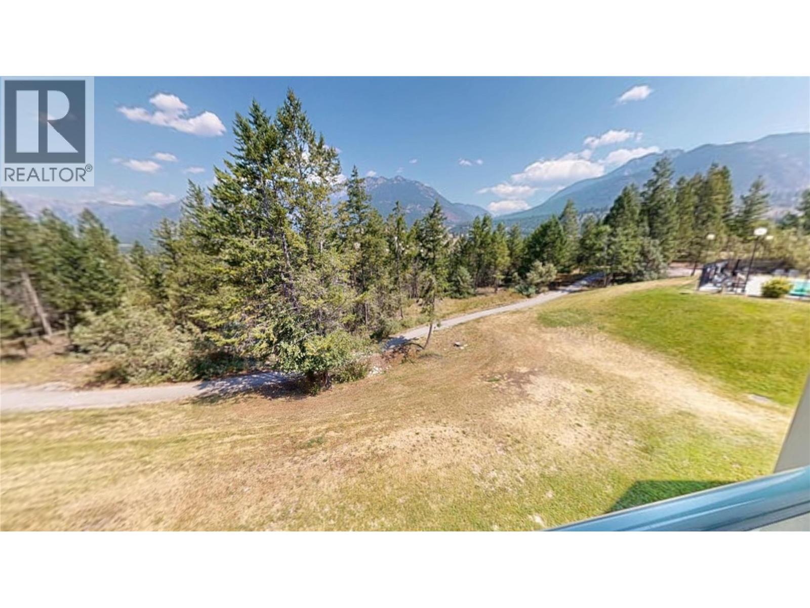 4765 Forsters Landing Road Unit# 204, Radium Hot Springs, British Columbia  V0A 1M0 - Photo 11 - 10396376