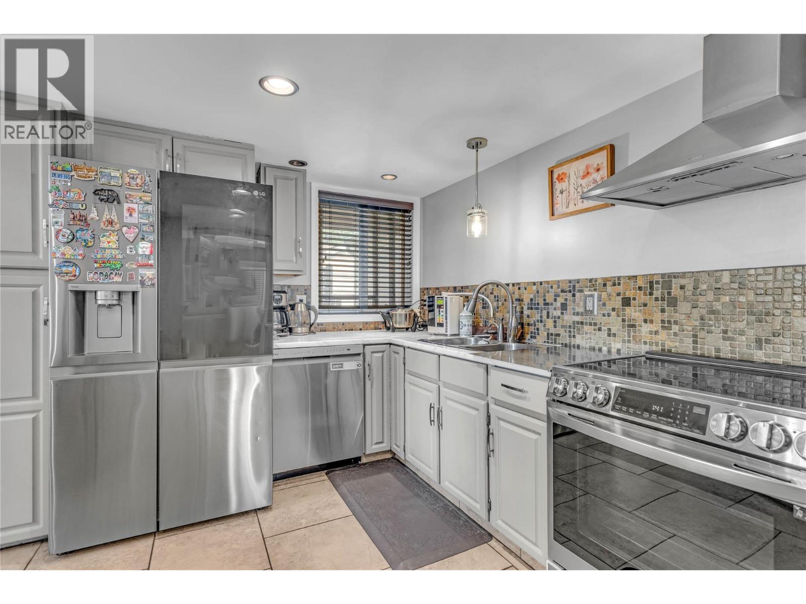 1675 Thayer Court Unit# 1, Kelowna, British Columbia  V1Y 8M2 - Photo 13 - 10396337