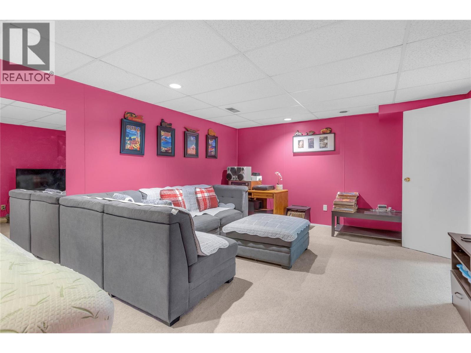 1675 Thayer Court Unit# 1, Kelowna, British Columbia  V1Y 8M2 - Photo 37 - 10396337