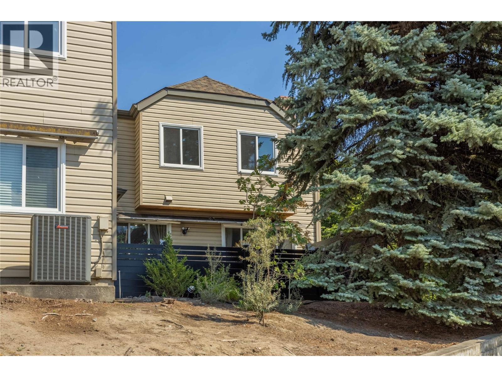 1675 Thayer Court Unit# 1, Kelowna, British Columbia  V1Y 8M2 - Photo 43 - 10396337