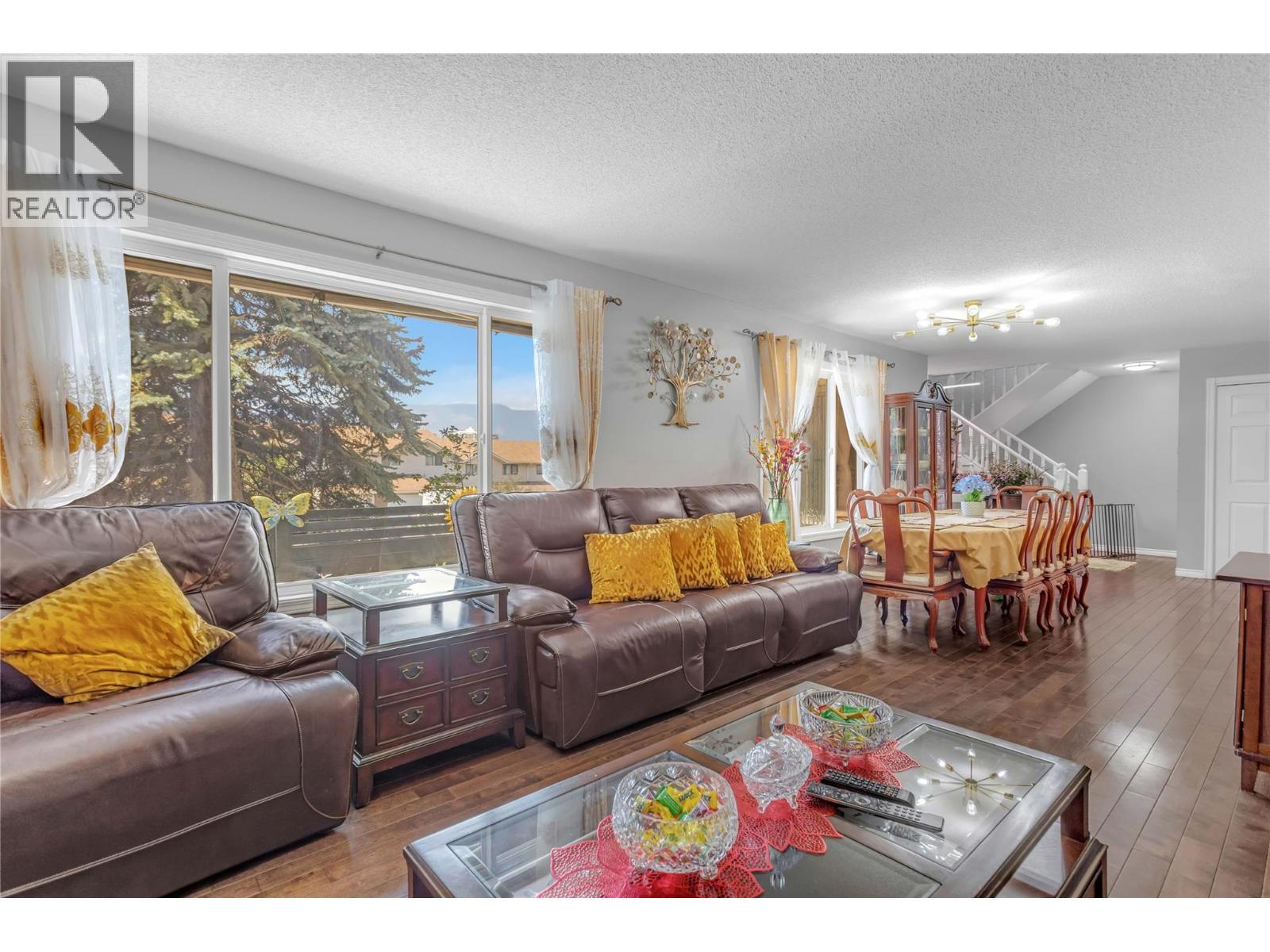 1675 Thayer Court Unit# 1, Kelowna, British Columbia  V1Y 8M2 - Photo 8 - 10396337