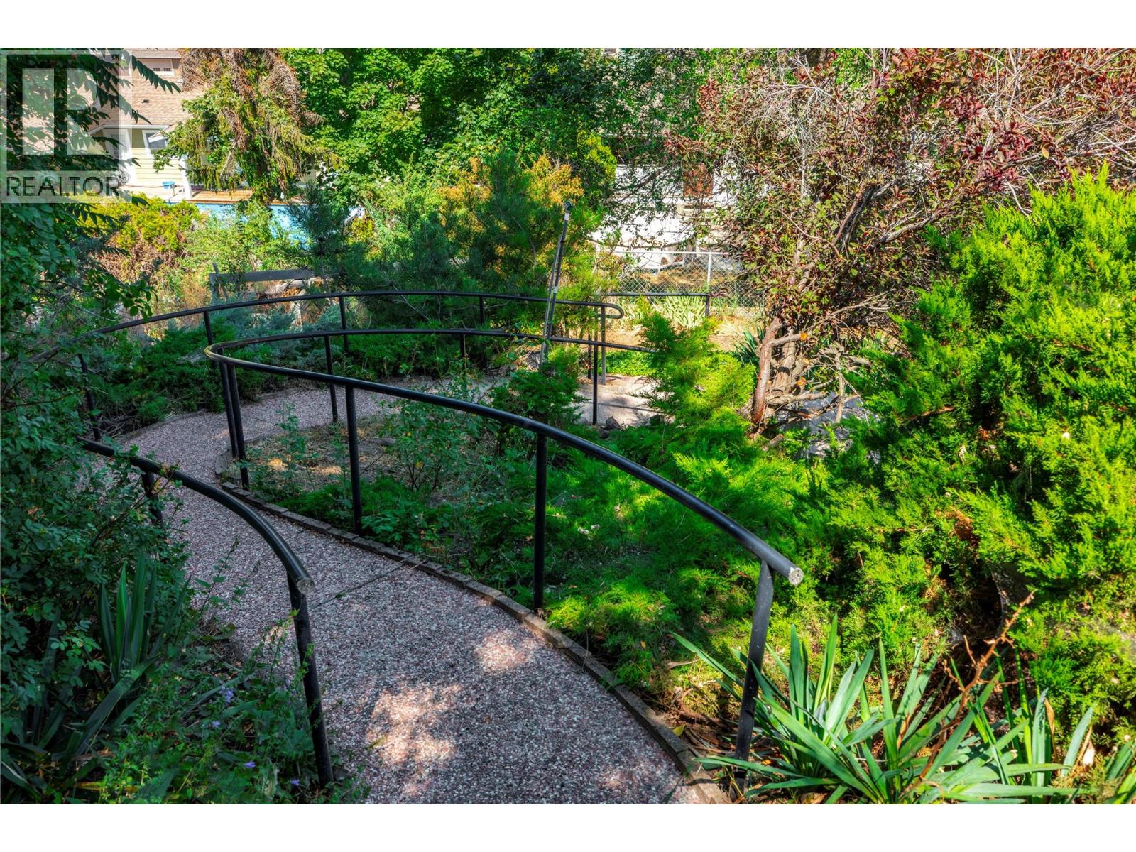 7315 Longacre Drive, Vernon, British Columbia  V1H 1H5 - Photo 35 - 10396102