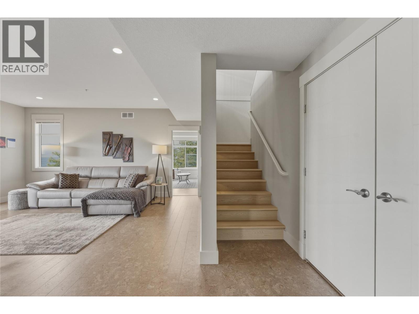 8964 Davidson Place, Vernon, British Columbia  V1H 2K9 - Photo 29 - 10396469