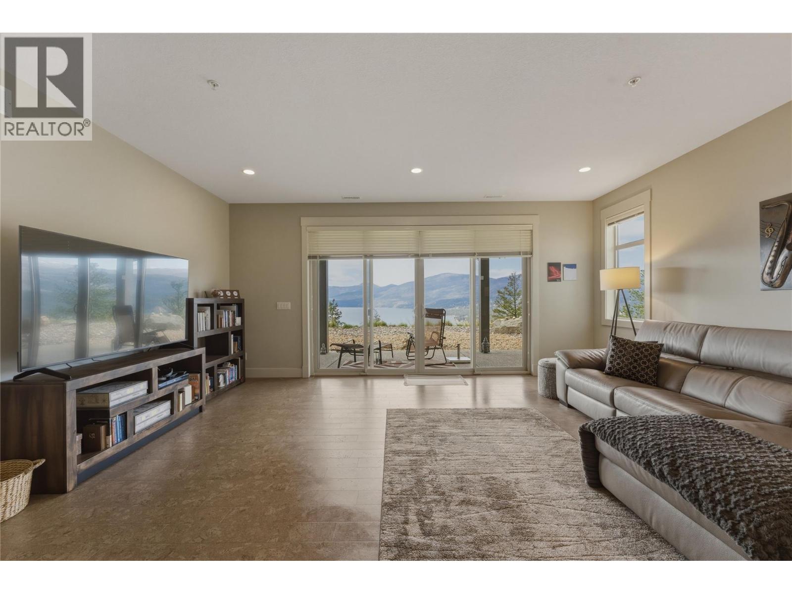 8964 Davidson Place, Vernon, British Columbia  V1H 2K9 - Photo 30 - 10396469