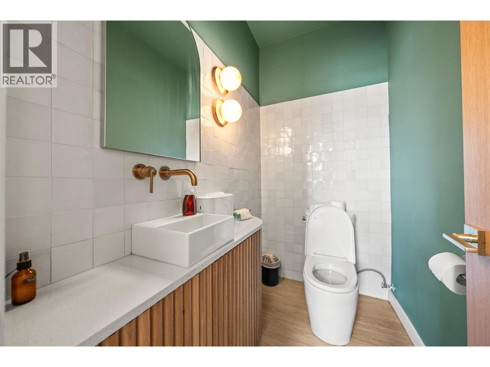 616 Third Street W, Revelstoke, British Columbia  V1E 0B4 - Photo 23 - 10352878