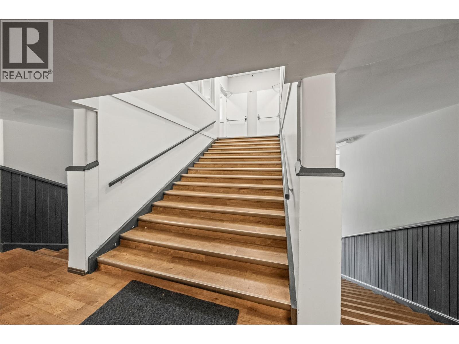 616 Third Street W, Revelstoke, British Columbia  V1E 0B4 - Photo 46 - 10352878