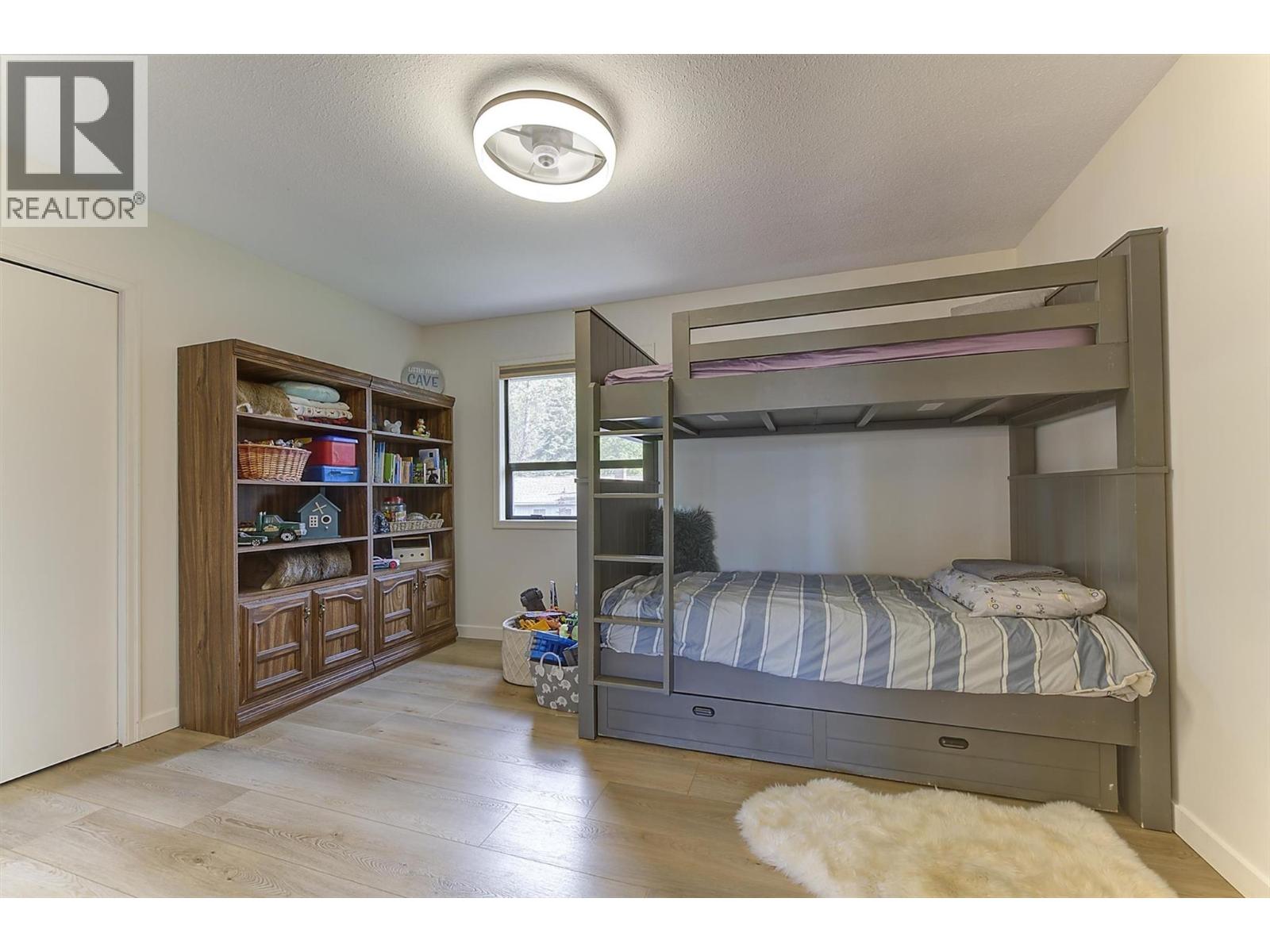 687 Barnaby Road, Kelowna, British Columbia  V1W 4N8 - Photo 45 - 10396384