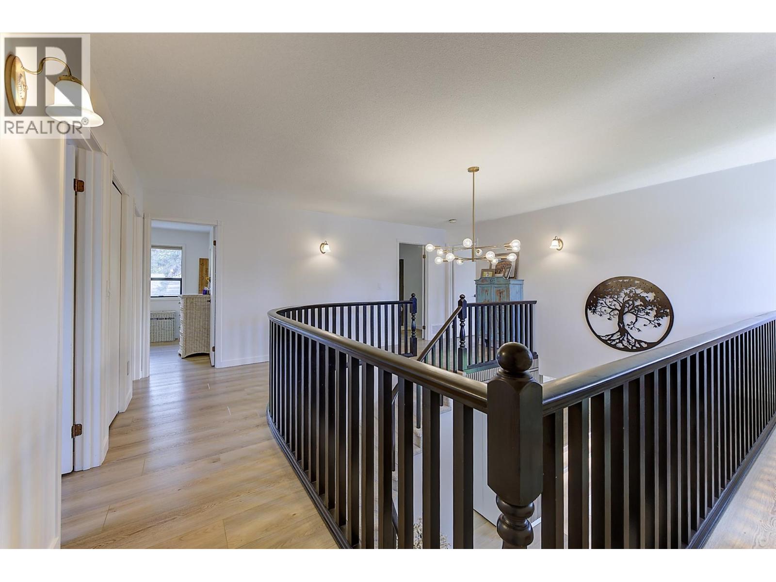 687 Barnaby Road, Kelowna, British Columbia  V1W 4N8 - Photo 55 - 10396384