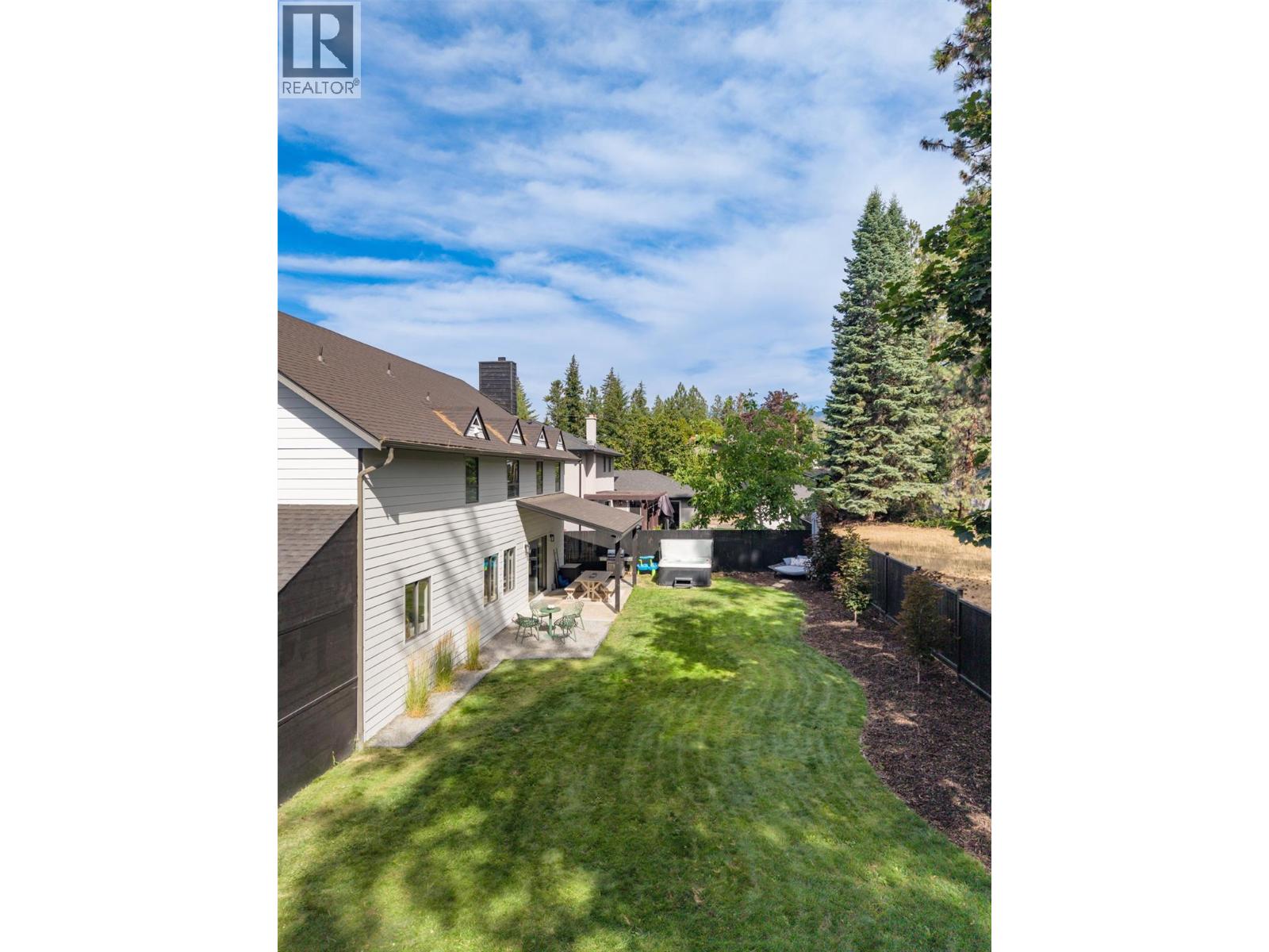 687 Barnaby Road, Kelowna, British Columbia  V1W 4N8 - Photo 58 - 10396384