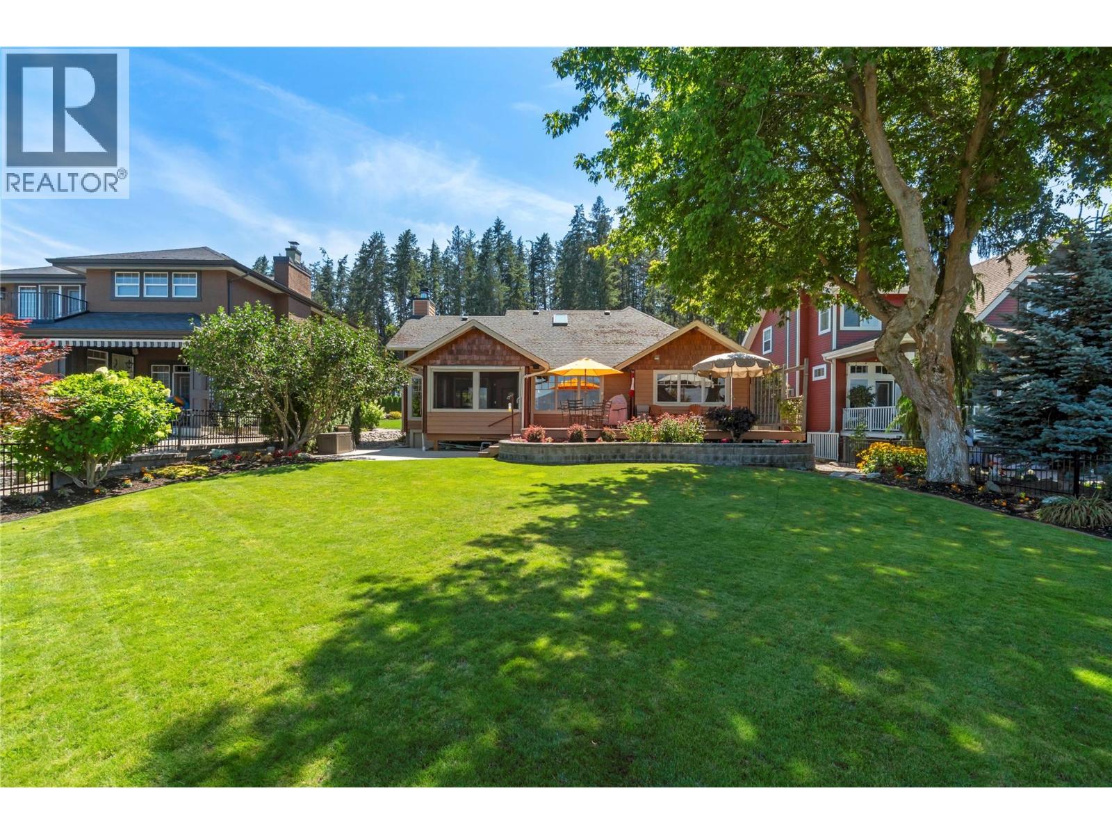 1171 Dieppe Road Unit# 6, Sorrento, British Columbia  V0E 2W0 - Photo 2 - 10396172