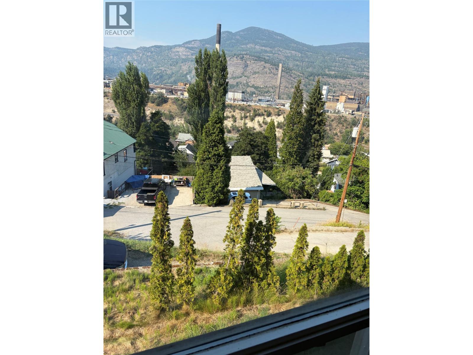 626 Hendry Street, Trail, British Columbia  V1R 3J3 - Photo 16 - 10395887