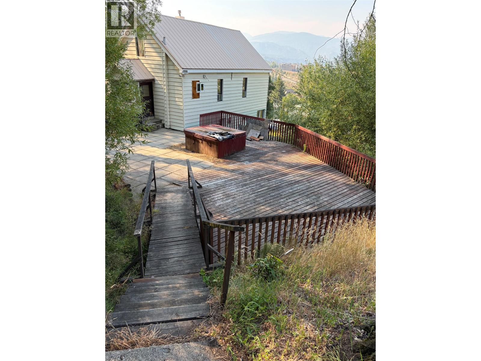 626 Hendry Street, Trail, British Columbia  V1R 3J3 - Photo 35 - 10395887