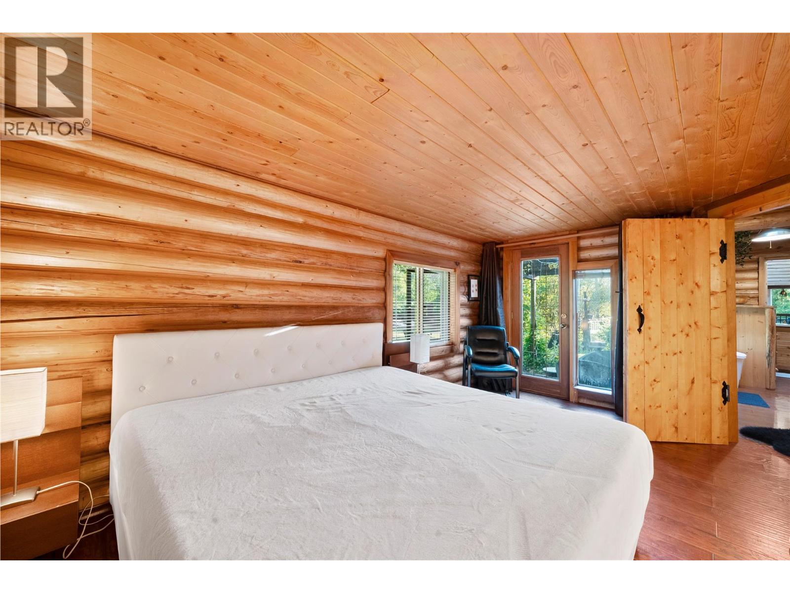 4061 Torry Road, Eagle Bay, British Columbia  V0E 1T0 - Photo 17 - 10395617