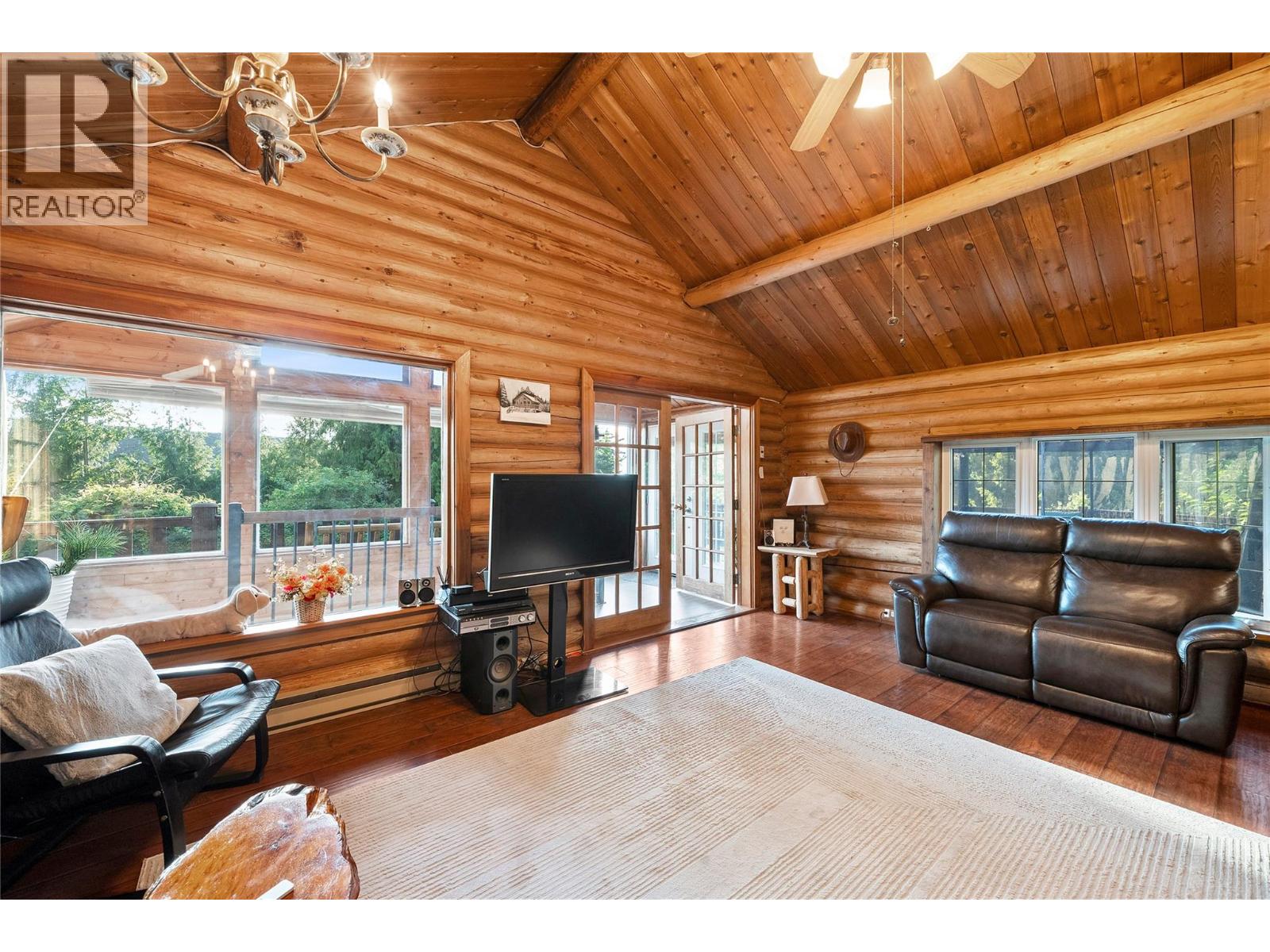 4061 Torry Road, Eagle Bay, British Columbia  V0E 1T0 - Photo 7 - 10395617