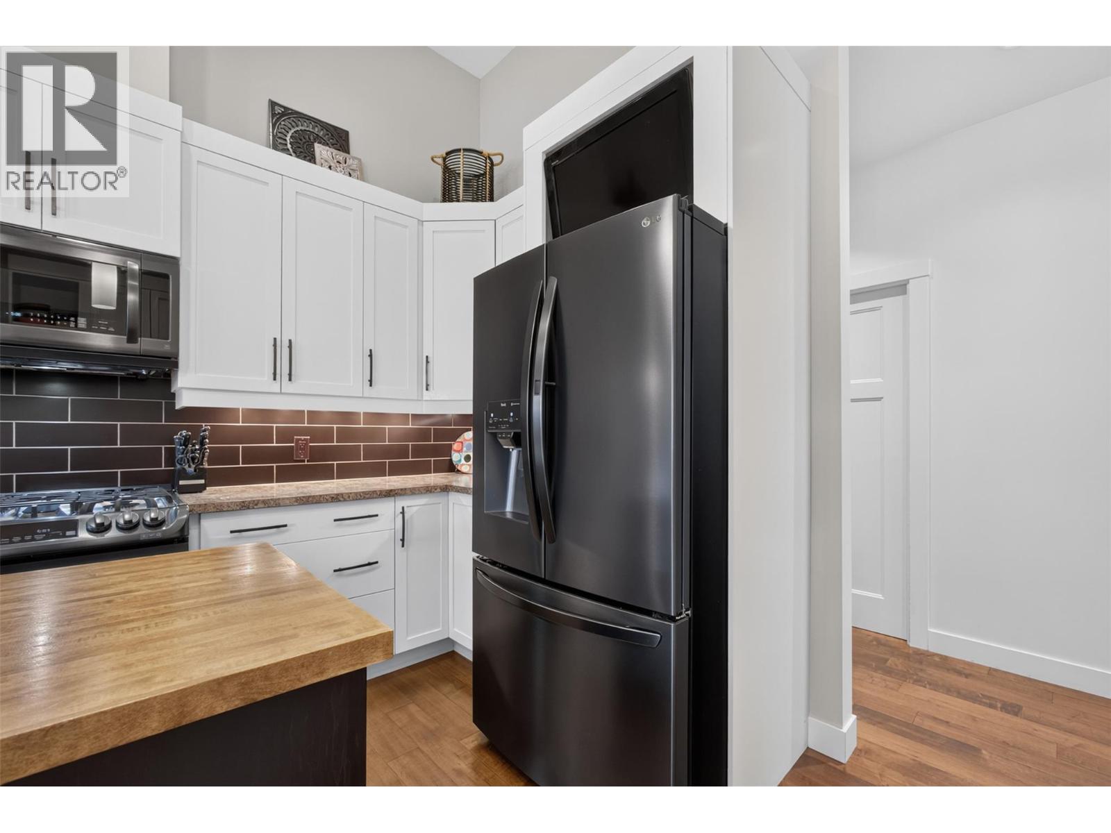 1394 Glenview Avenue, Kelowna, British Columbia  V1Y 9R8 - Photo 11 - 10395620