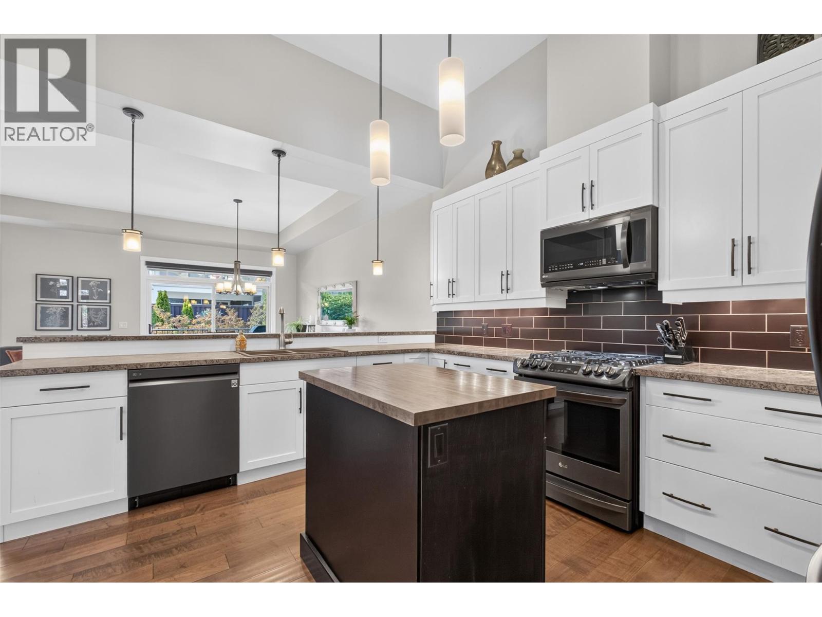 1394 Glenview Avenue, Kelowna, British Columbia  V1Y 9R8 - Photo 7 - 10395620