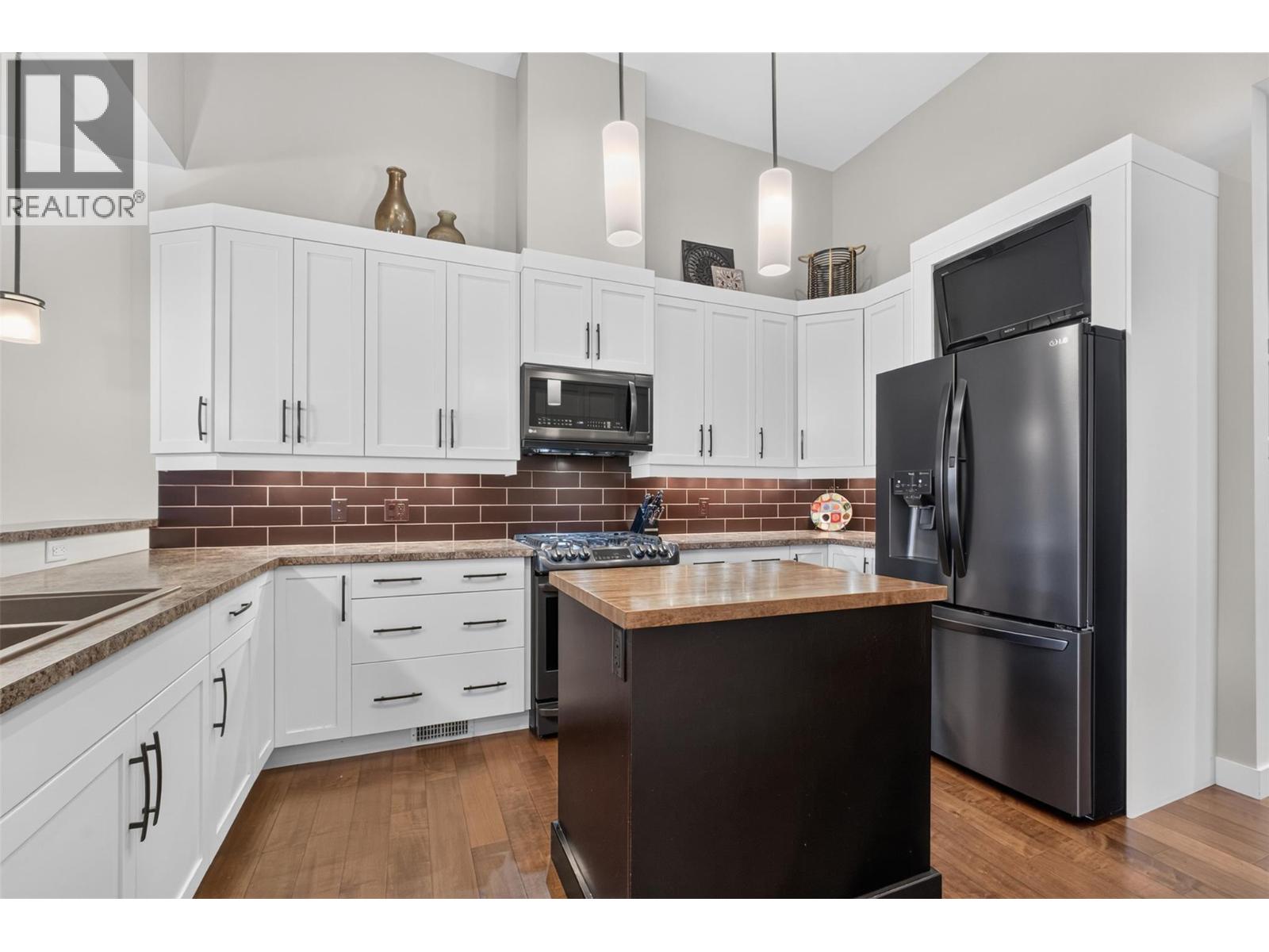 1394 Glenview Avenue, Kelowna, British Columbia  V1Y 9R8 - Photo 8 - 10395620