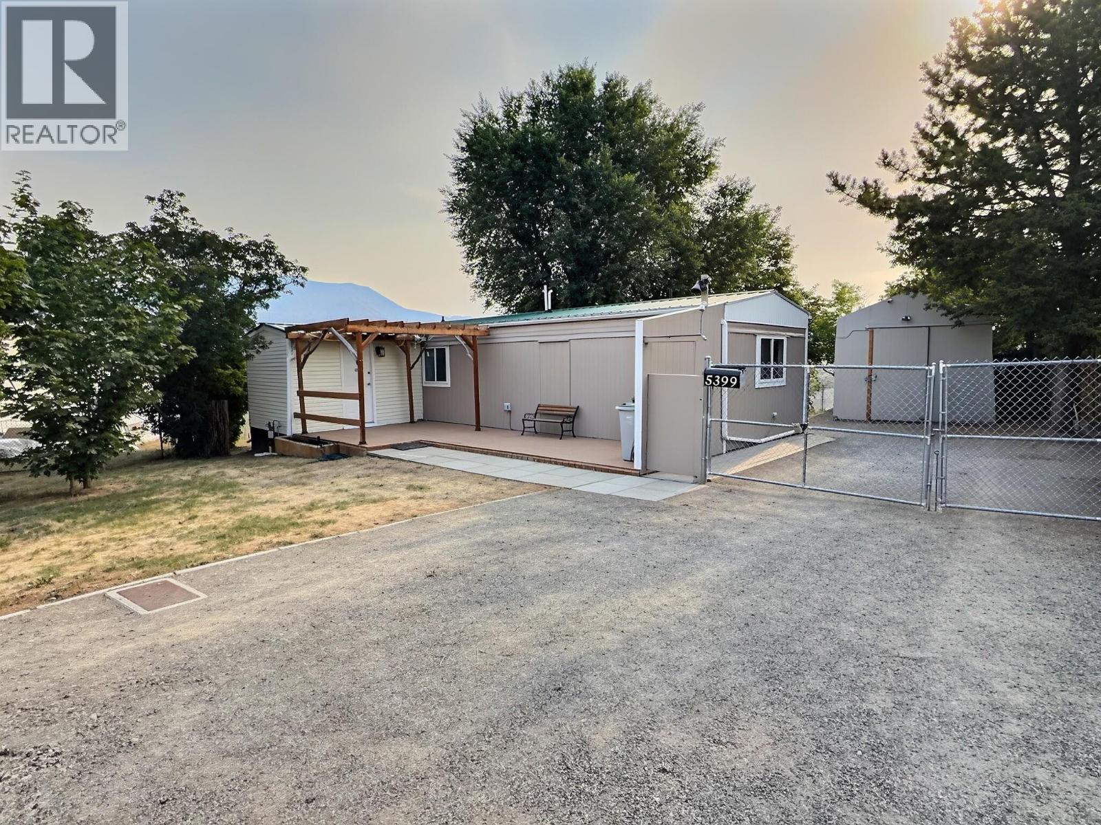 5399 Shelly Drive, Kamloops, British Columbia  V2C 5A7 - Photo 14 - 10396372