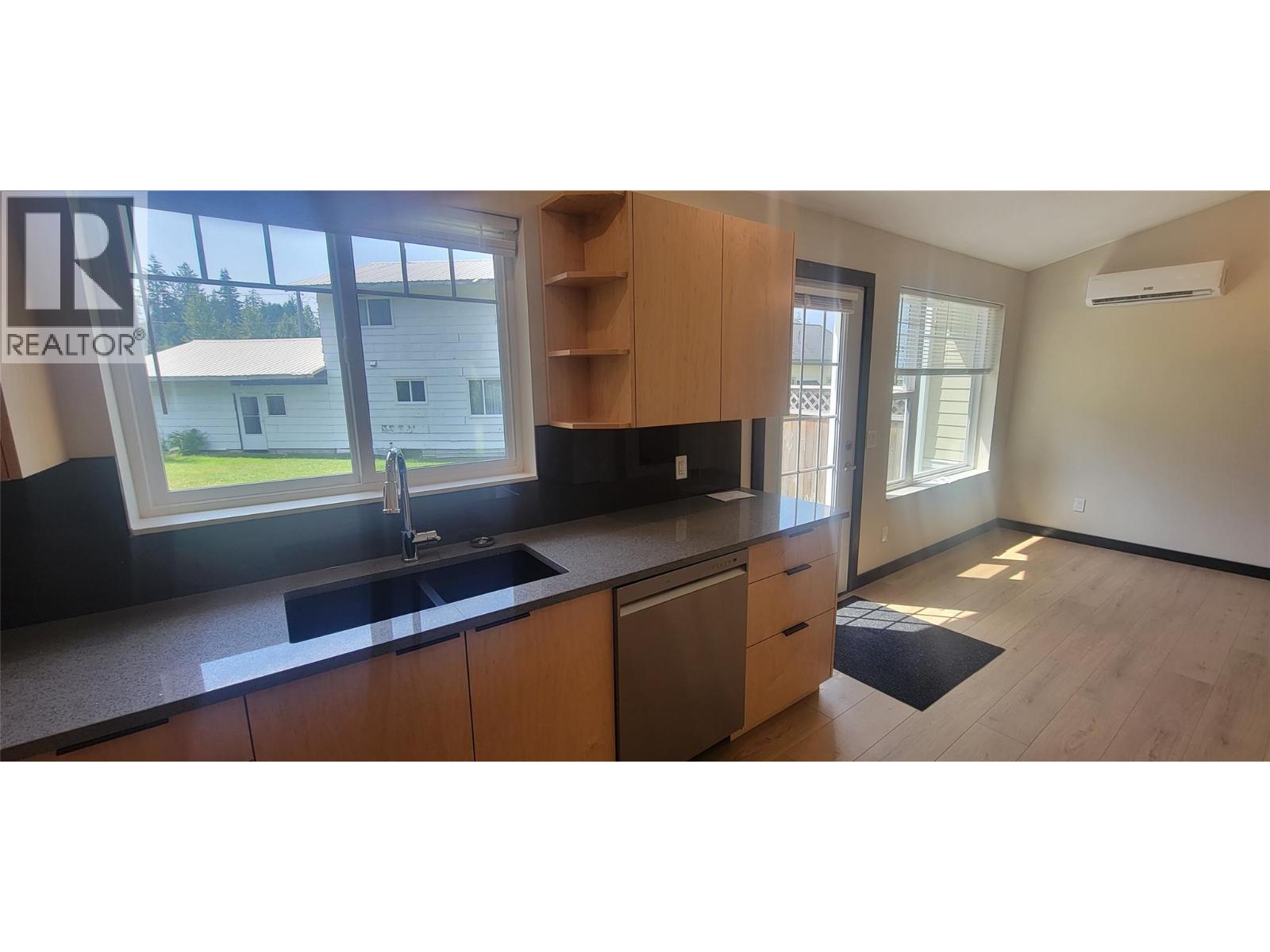 611 Casley Court Unit# 3, New Denver, British Columbia  V0G 1S1 - Photo 10 - 10396221