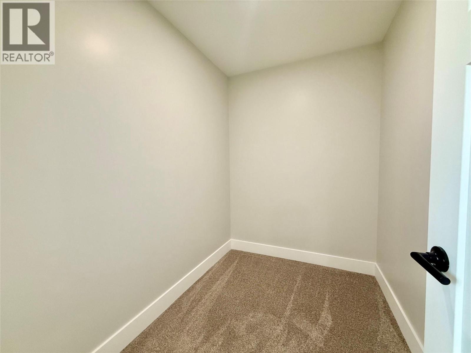 1814 Foxwood Trail, Windermere, British Columbia  V0B 2L2 - Photo 24 - 10396447