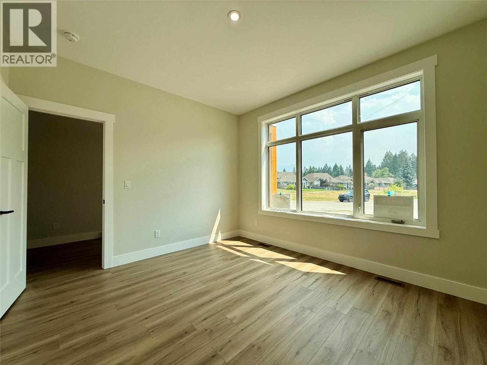 1814 Foxwood Trail, Windermere, British Columbia  V0B 2L2 - Photo 4 - 10396447