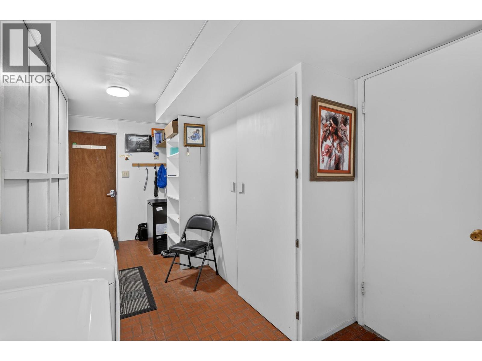 5868 Macgregor Road, Peachland, British Columbia  V0H 1X4 - Photo 22 - 10395254