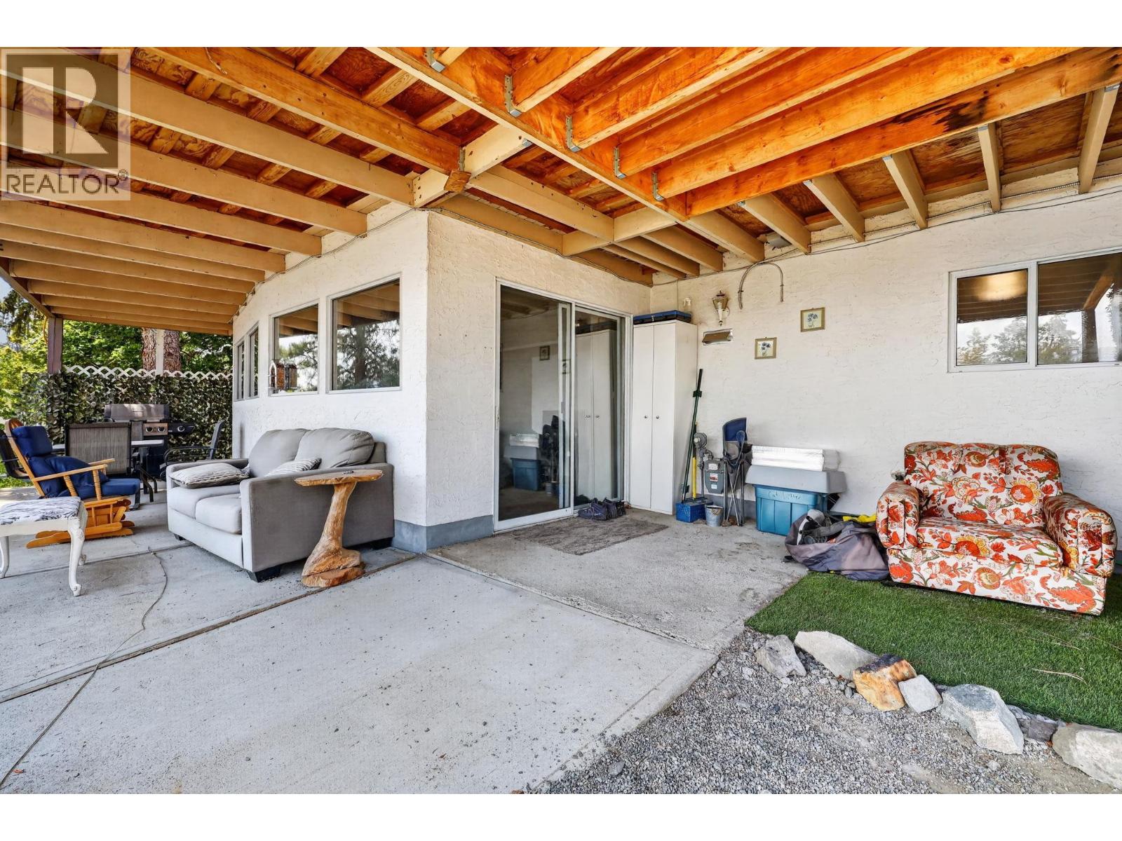 5868 Macgregor Road, Peachland, British Columbia  V0H 1X4 - Photo 25 - 10395254