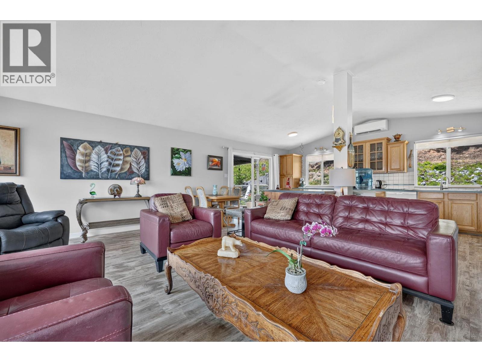 5868 Macgregor Road, Peachland, British Columbia  V0H 1X4 - Photo 6 - 10395254