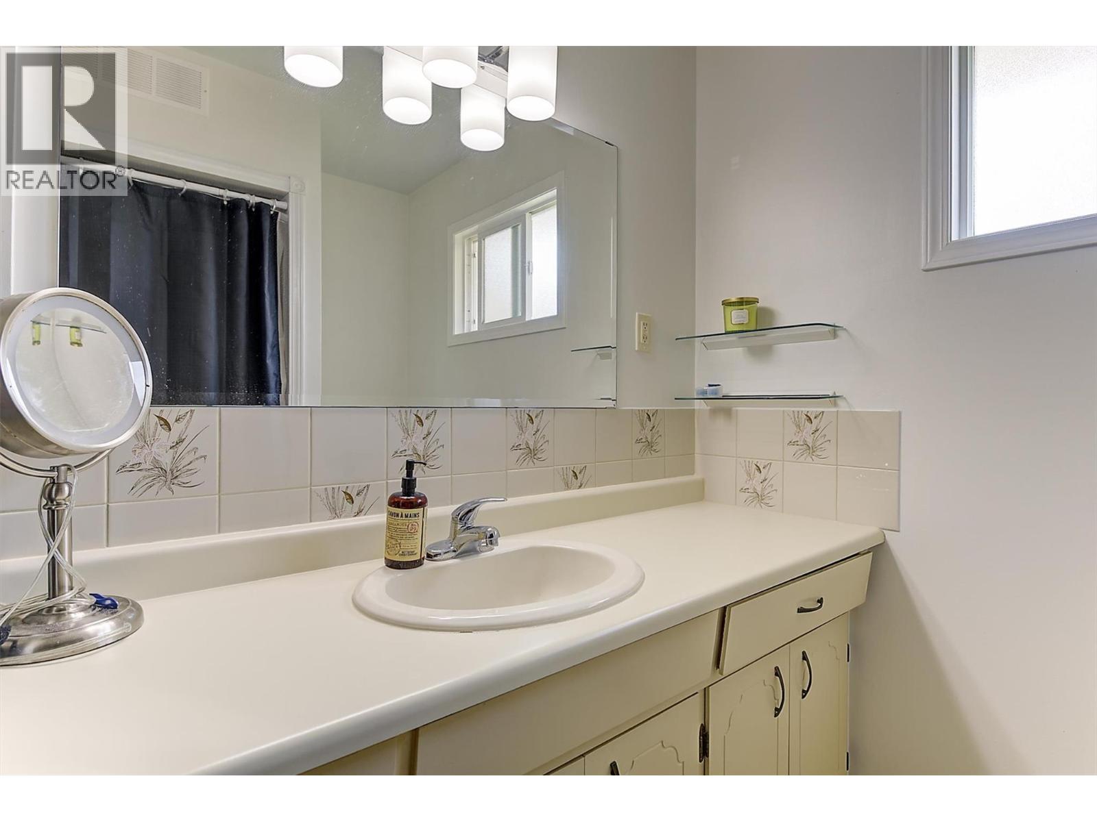 430 Perth Road, Kelowna, British Columbia  V1X 3R4 - Photo 19 - 10396487