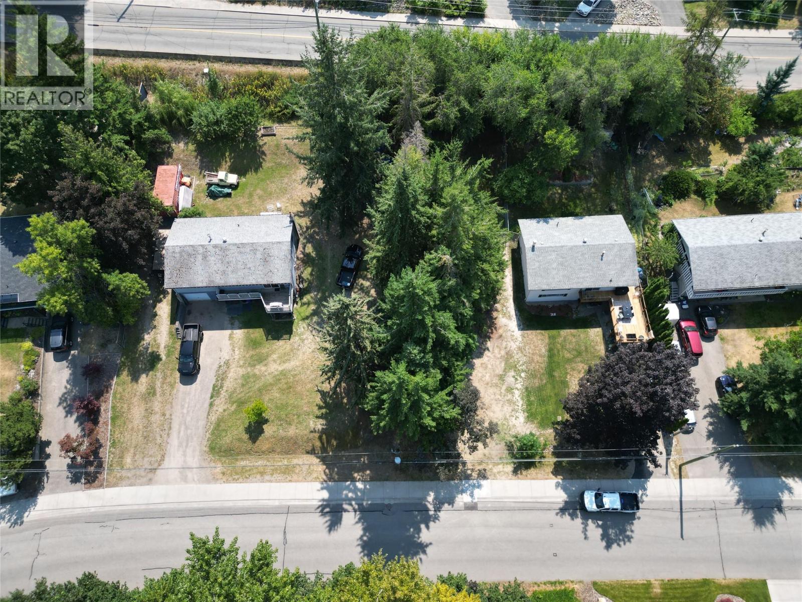 2110 1 Avenue Ne, Salmon Arm, British Columbia  V1E 1Z4 - Photo 8 - 10396430